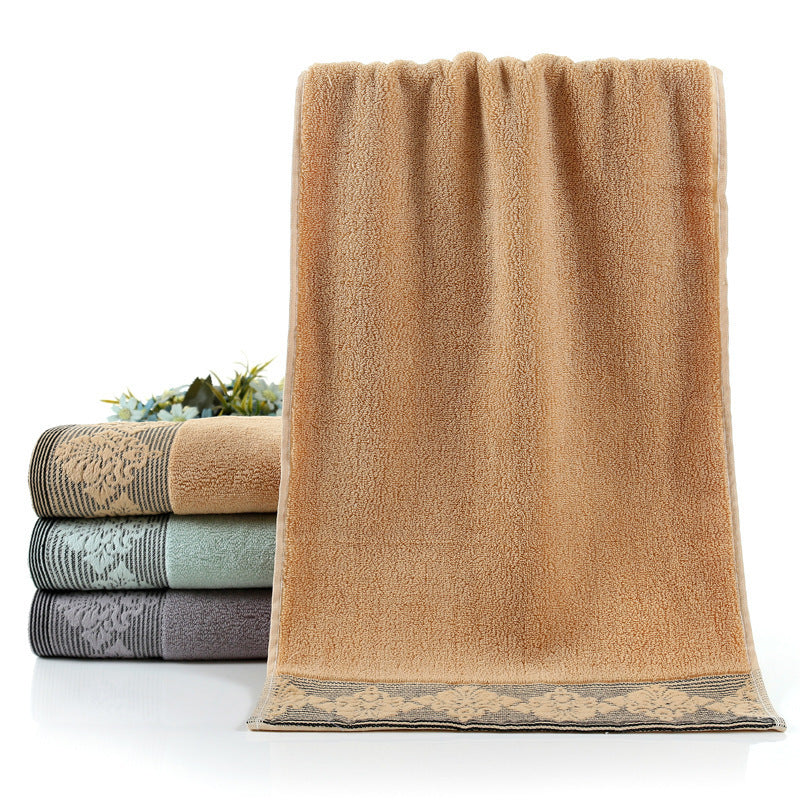 Ladies luxurious terry bath towel with elegant lace trim Bowlift