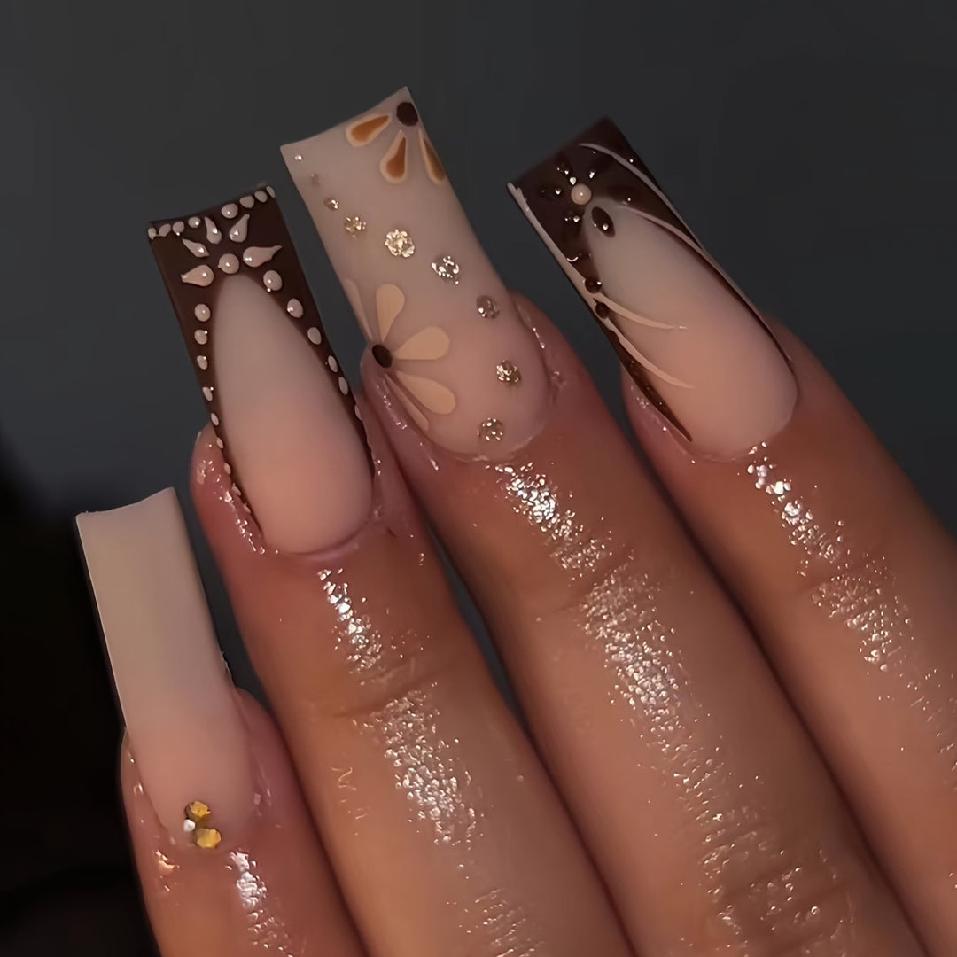 Detailed Floral Art Press-On Nails Bowlift