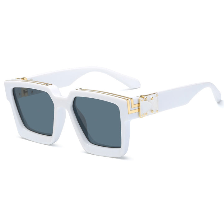 Women's square designer sunglasses with striking frame Bowlift