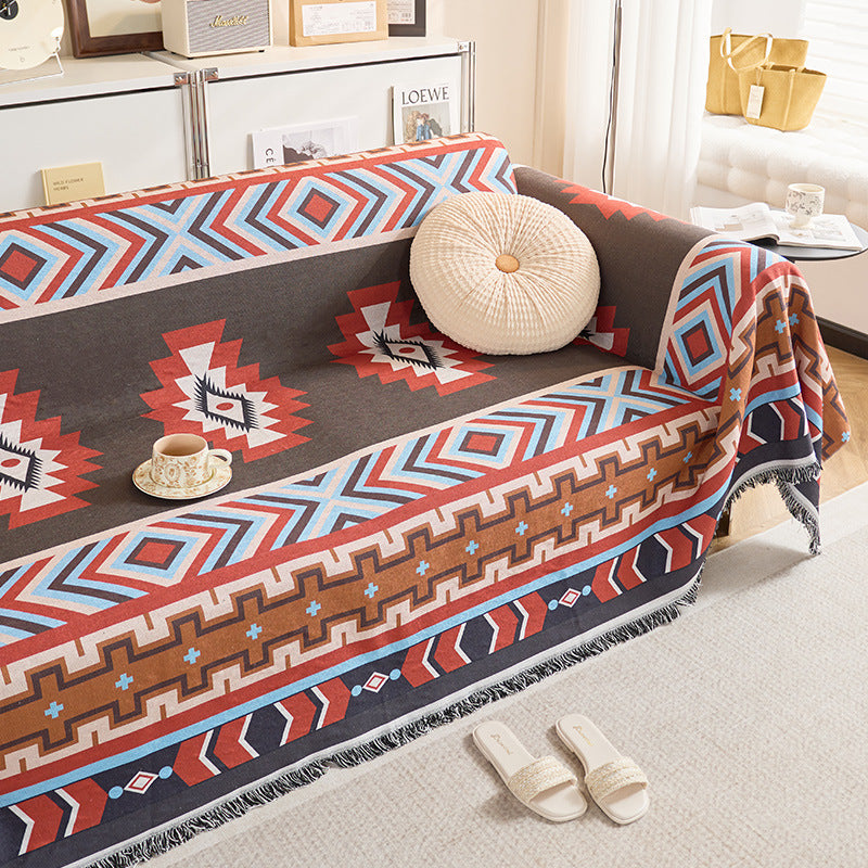 Geometric Patterned Throw Blanket