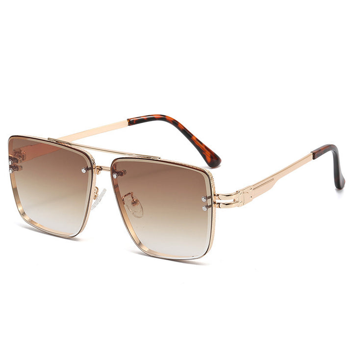 Women Elegant Oversized Sunglasses with Gradient Lenses and Eye-Catching Frame Bowlift