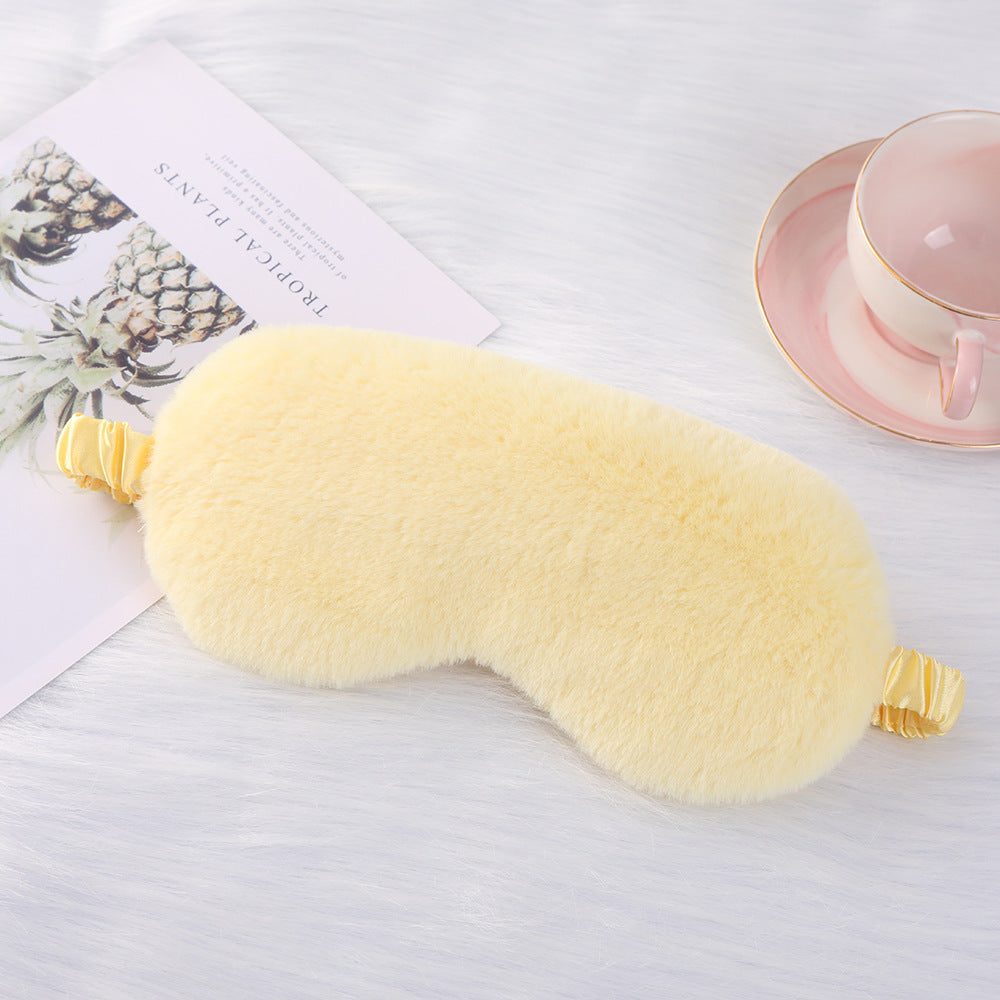 Women's cozy sleep mask made of plush with adjustable elastic band and lightproof inner lining Bowlift