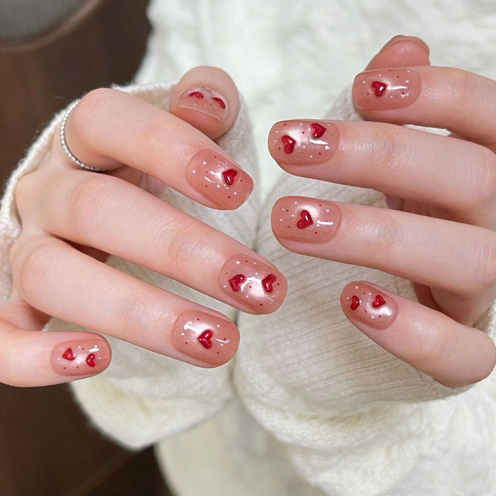 Innovative Heart-Themed Adhesive Nail Art Bowlift