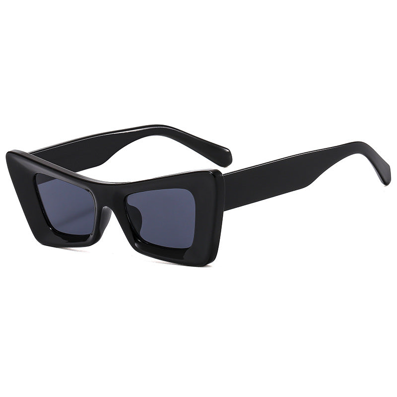 Women's trendy sunglasses with angular design Bowlift
