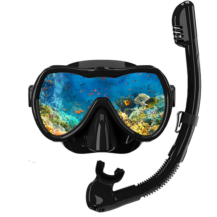 Diving mask with wide field of vision by Bowlift