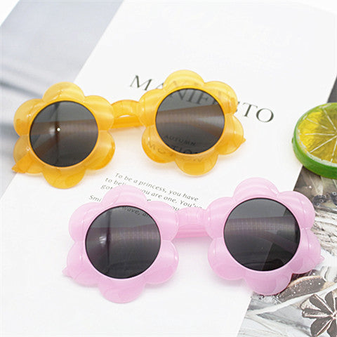 Women's sunglasses in playful floral pattern Bowlift