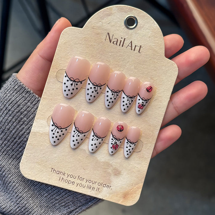 Elegant Artistic Press-On Nail Set Bowlift