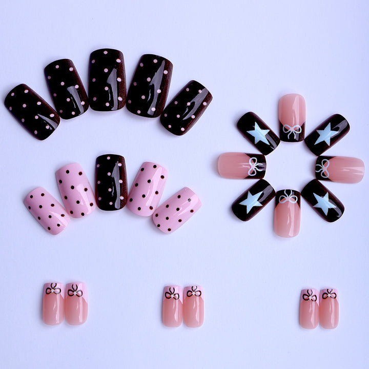 Self-adhesive artificial nails with playful patterns Bowlift