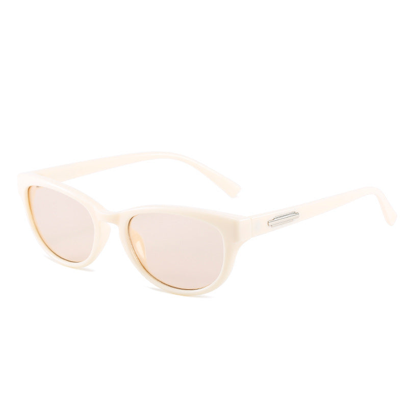 Cat-Eye Shaped Sunglasses Bowlift