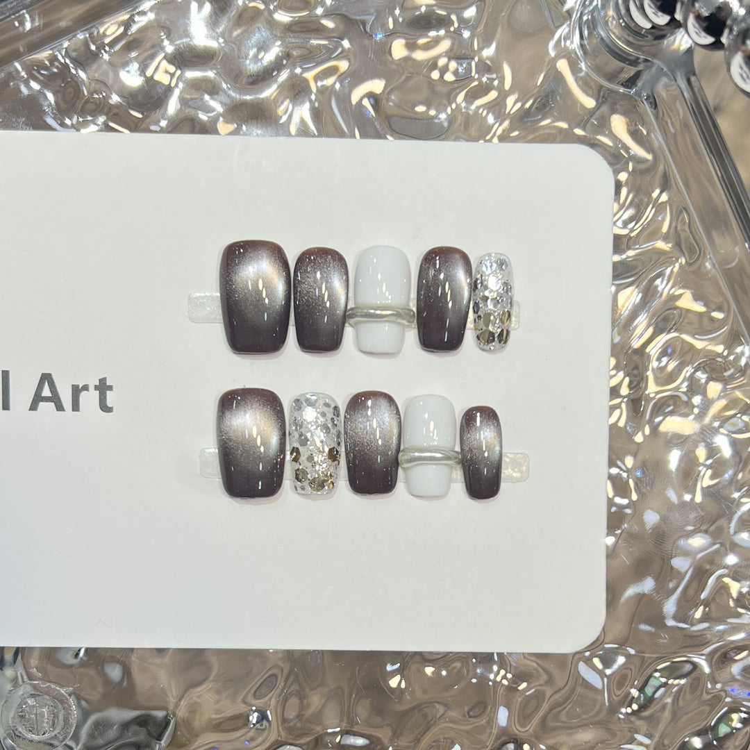 Press-On Nail Art Set with Ombre and Glitter Accents Bowlift