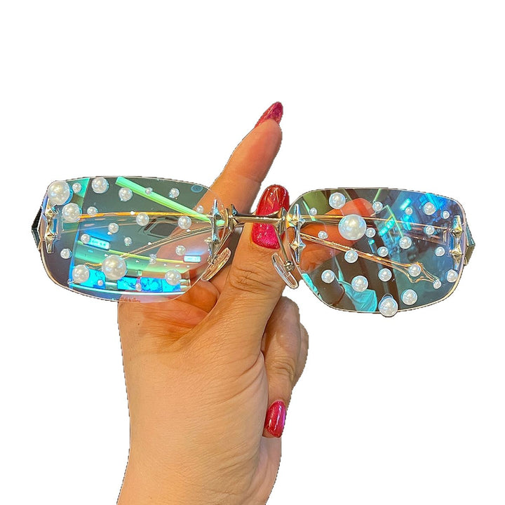 Women Decorative Designer Sunglasses Bowlift
