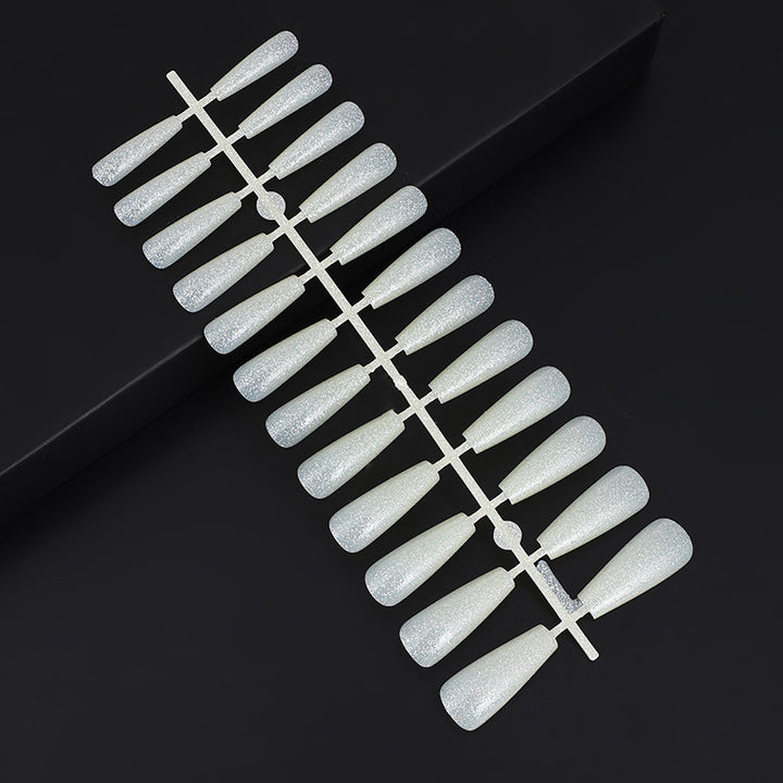 Artificial Nails Set with Elegant Design Bowlift