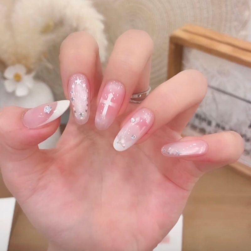 Decorative Ombre Press-On Nail Set Bowlift