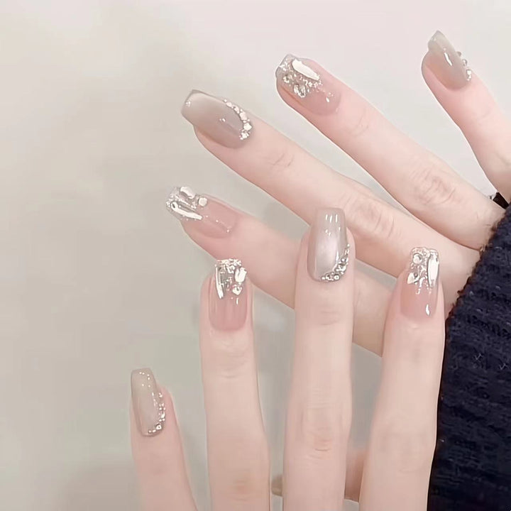 Elegant Rhinestone Adorned Press-On Nail Set Bowlift