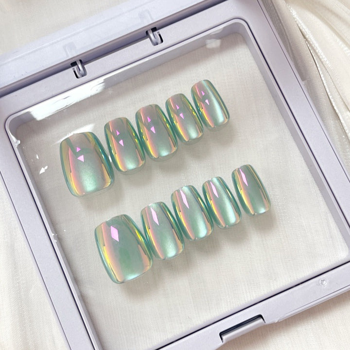 Iridescent Glossy Press-On Nail Set Bowlift