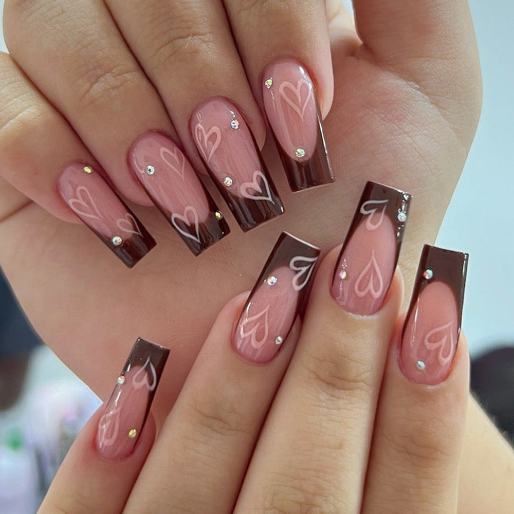 Artificial nail set with romantic heart designs Bowlift