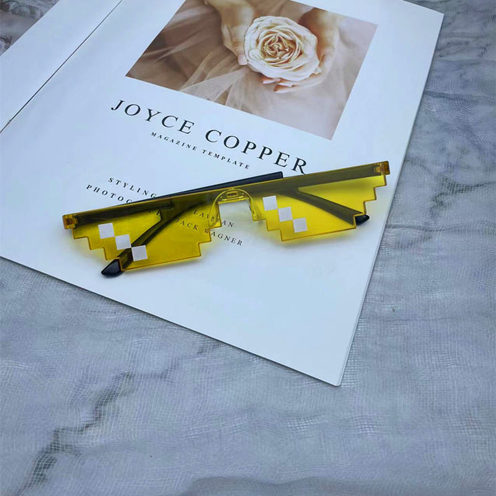 Bold Geometric Shield Sunglasses Bowlift