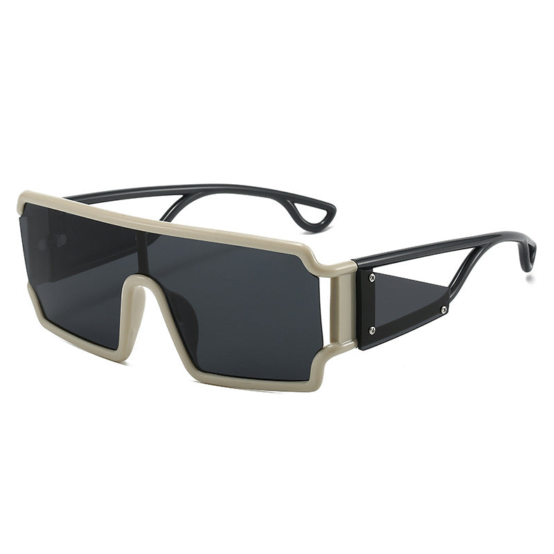 Ladies fashionable sport sunglasses with protective frame and trendy design Bowlift