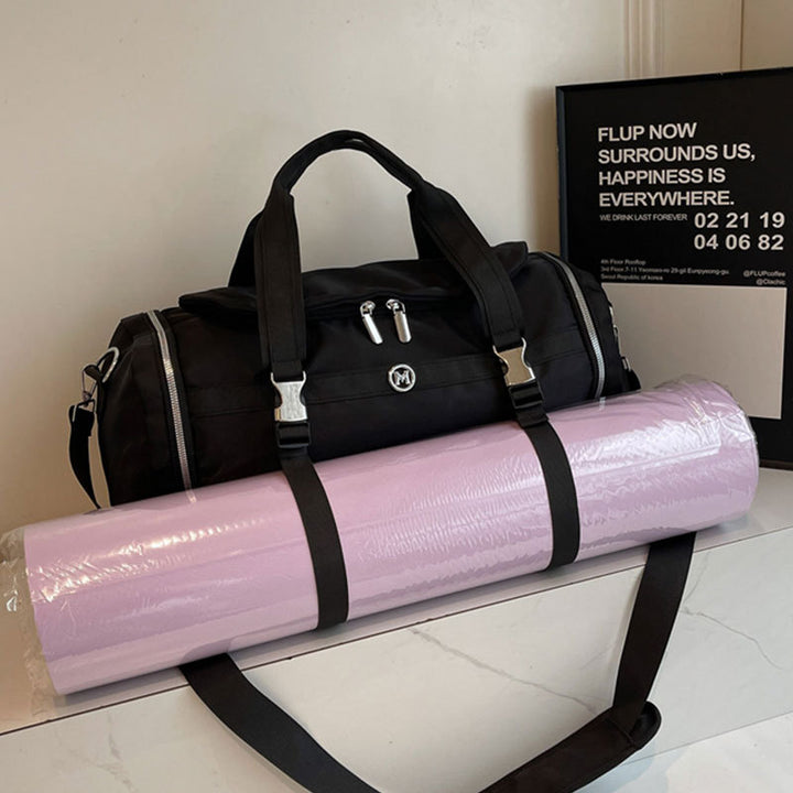Sporty tote bag with multiple compartments and sturdy design Bowlift