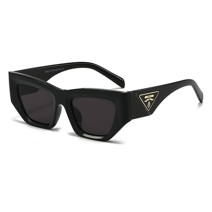 Ladies Designer Sunglasses with modern, geometric frame Bowlift