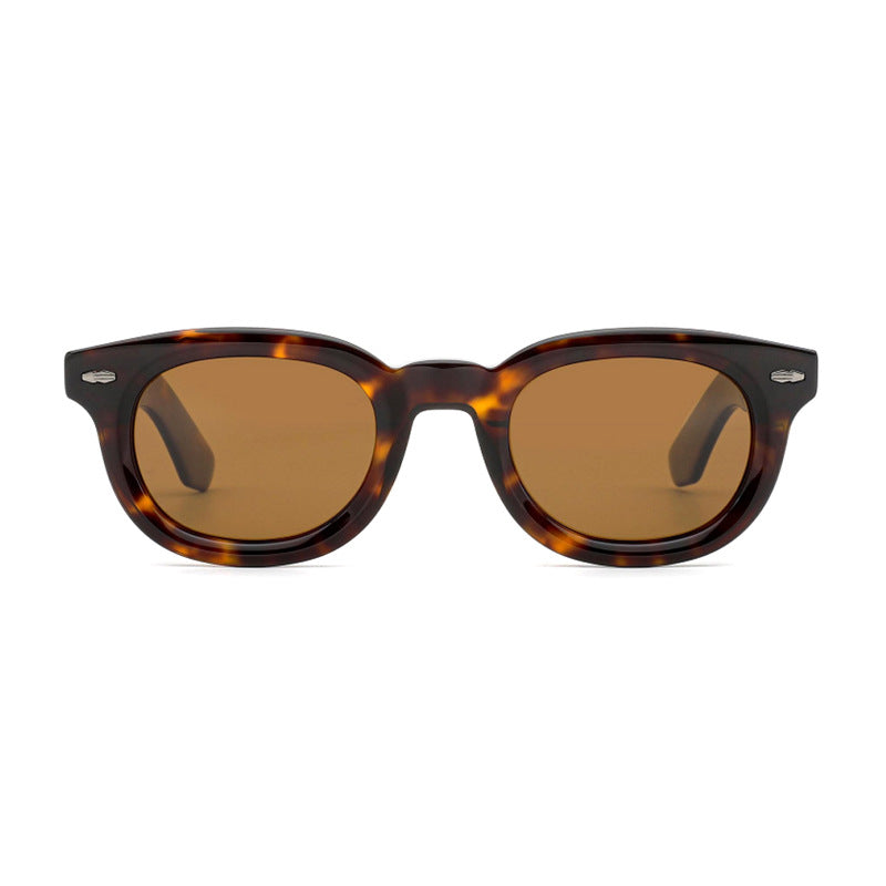 Ladies retro-inspired sunglasses with wide tortoiseshell frame and harmonious lenses Bowlift