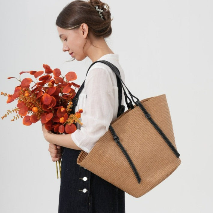 Tote bag in modern material mix Bowlift