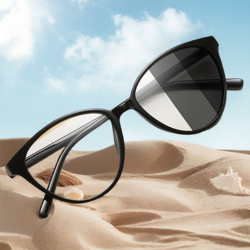 Women's trendy light-sensitive cat-eye glasses Bowlift