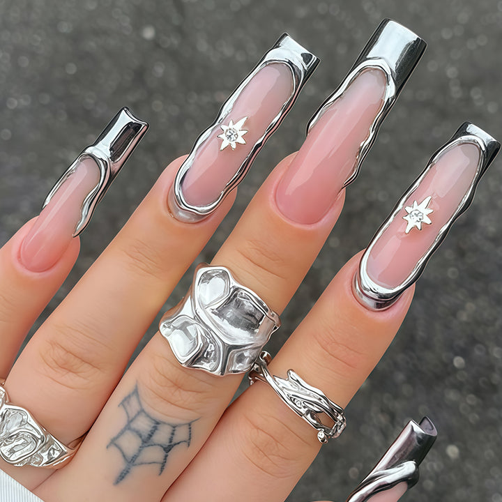 Artistic Press-On Nail Extensions Bowlift