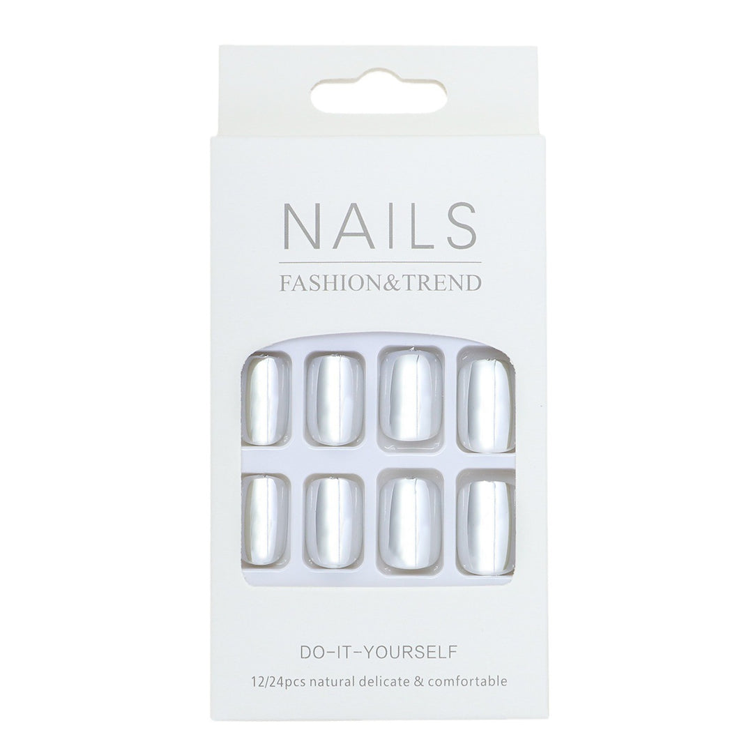 DIY Press-On Nail Set with Elegant Natural Finish Bowlift