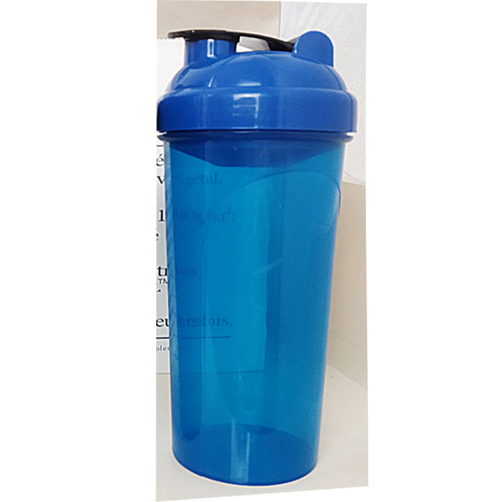 Unisex Shaker bottle in a timeless design with practical pouring opening Bowlift