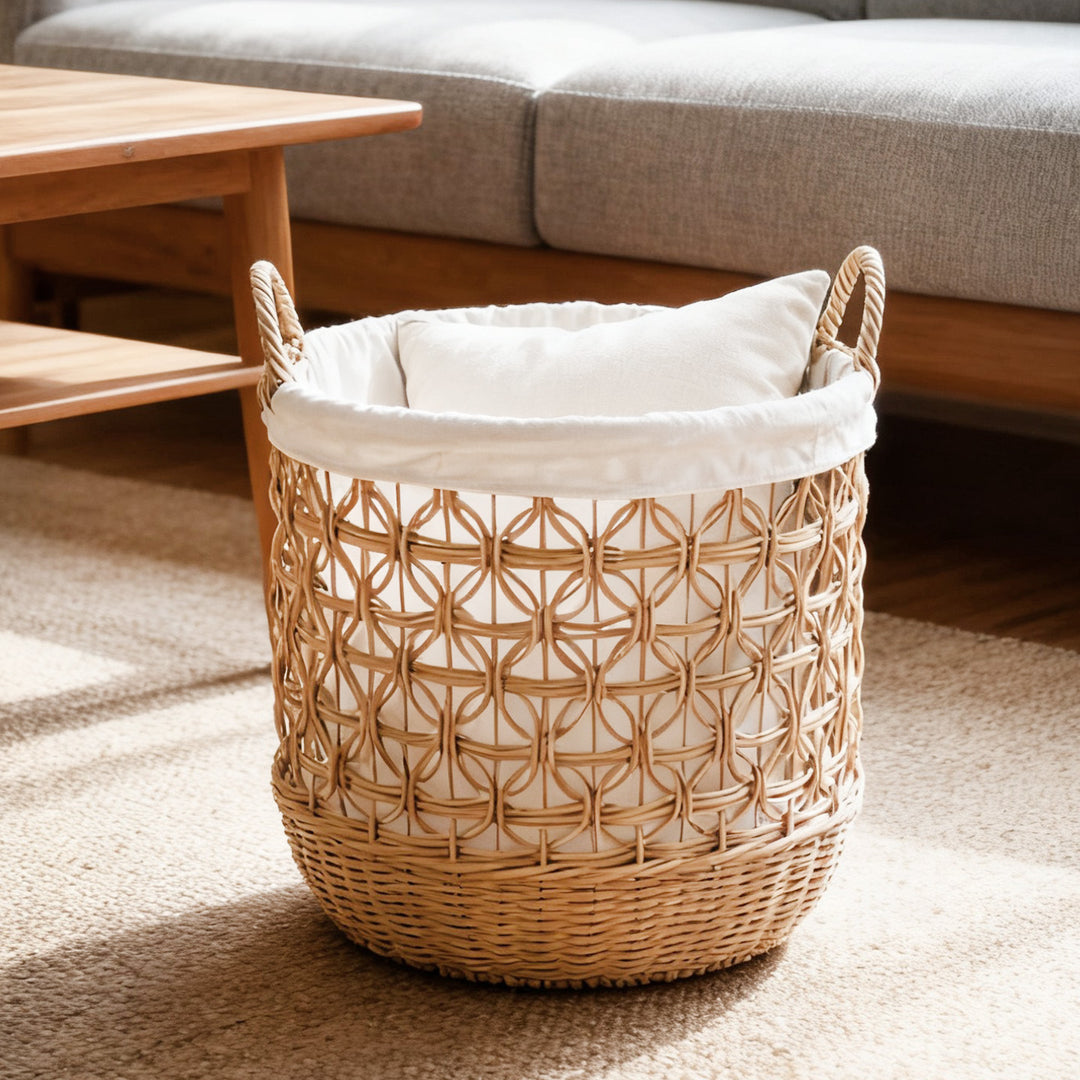 Handwoven storage basket made of natural material Bowlift