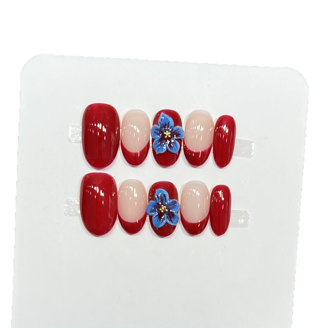 Stylish Floral Accent Press-On Nail Set Bowlift