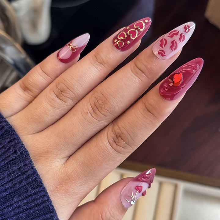 Romantic Heart-Themed Press-On Nail Set Bowlift