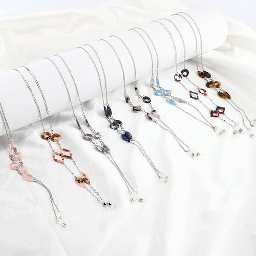 Stylish Eyewear Chain Bowlift