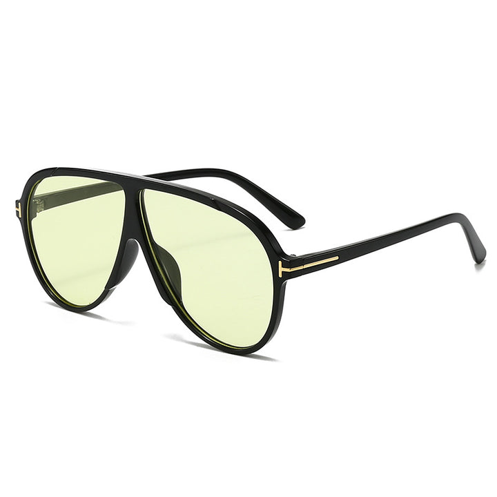 Women's large sunglasses with modern design and protective lenses Bowlift