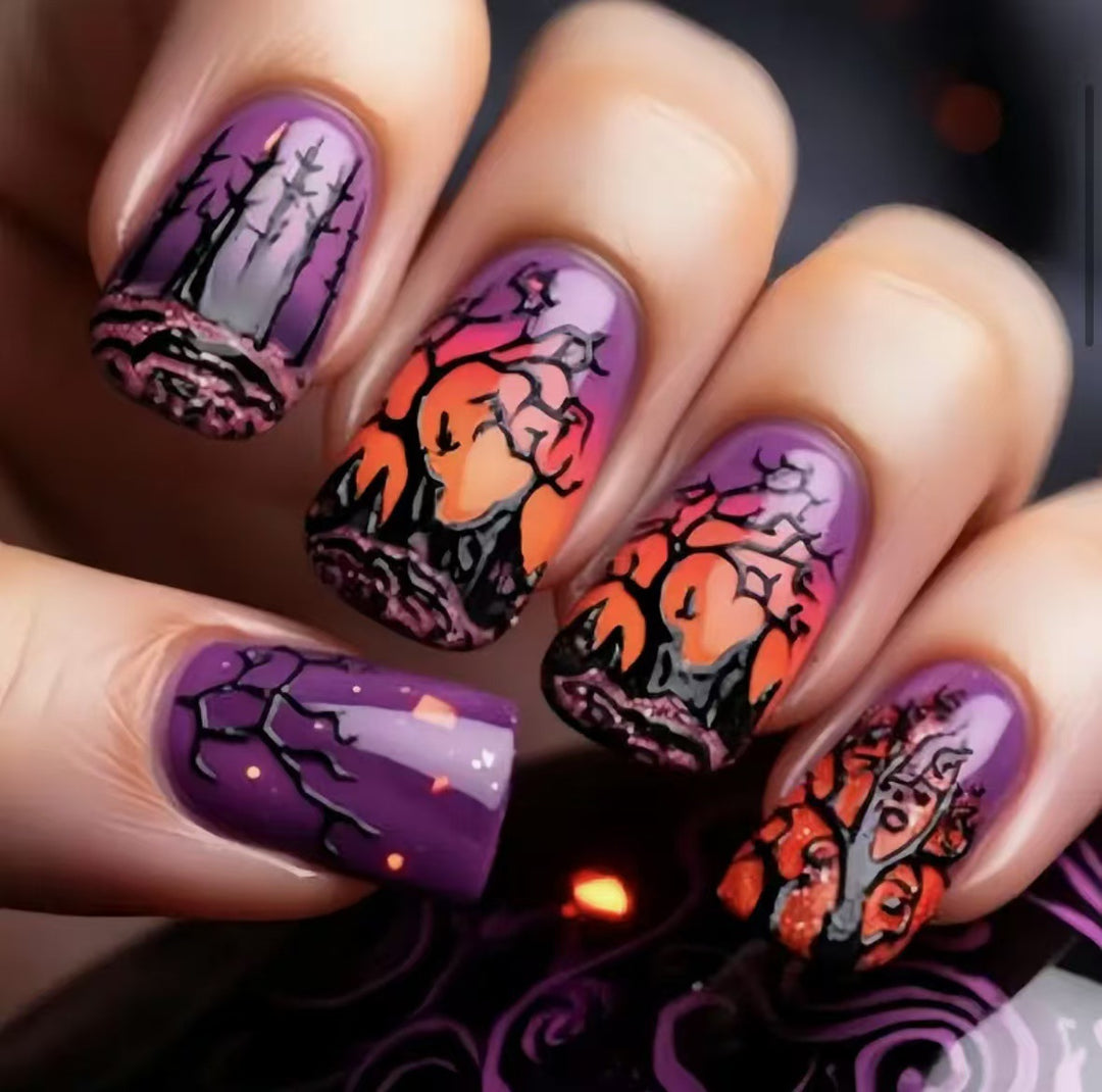 Spooky Night-Themed Gel Nail Art Bowlift
