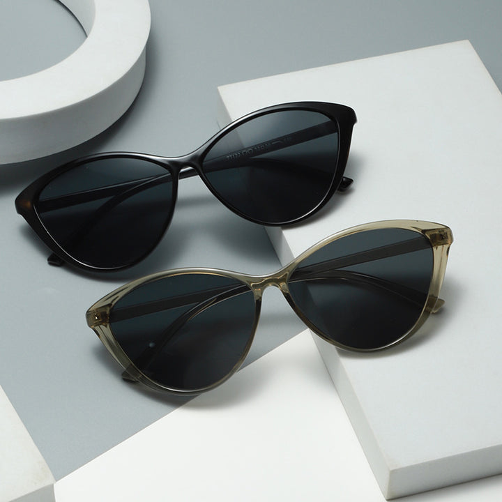Women's Cat-Eye Glasses with Modern Design Bowlift