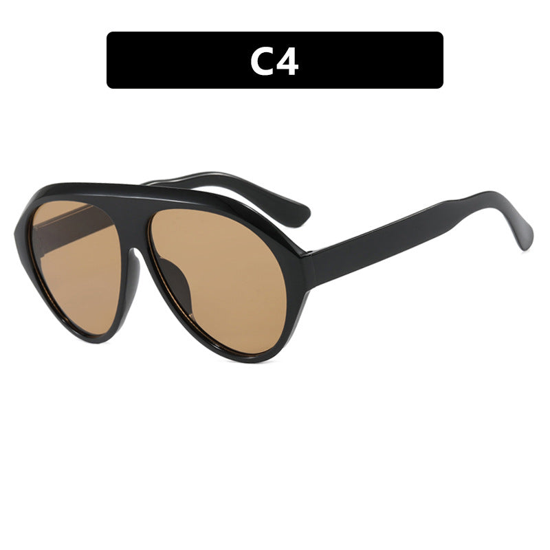 Women's oversized sunglasses with stylish design and protective UV filter Bowlift