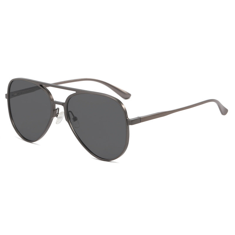 Women’s pilot sunglasses with UV protection and elegant frame Bowlift