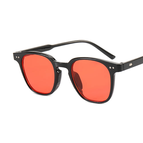 Retro-Inspired Stylish Sunglasses