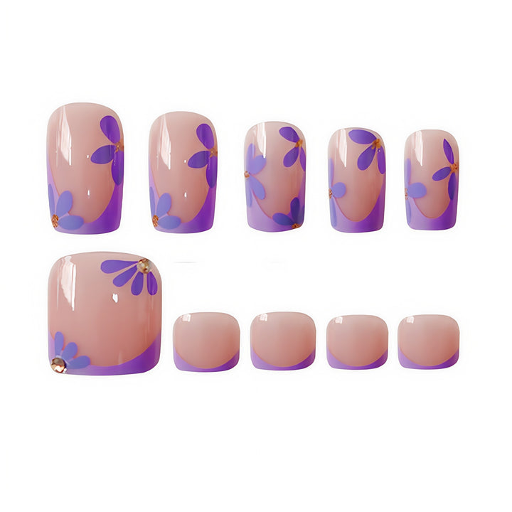 Artistic French Tip Nail Art Extensions Bowlift
