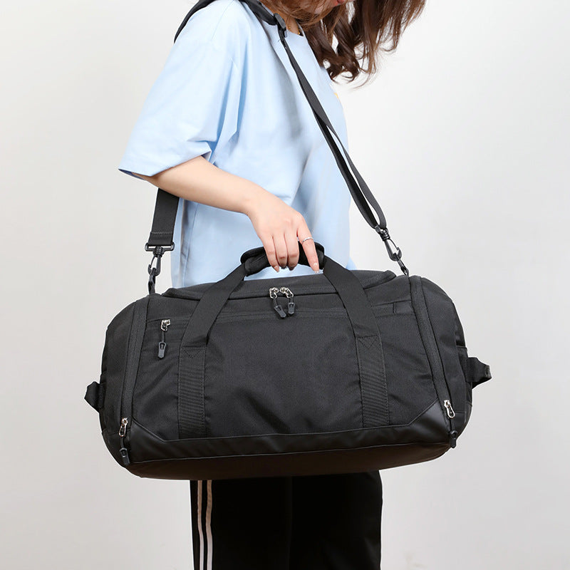 Sporty multifunctional duffel bag with spacious compartments and sturdy carrying handles Bowlift