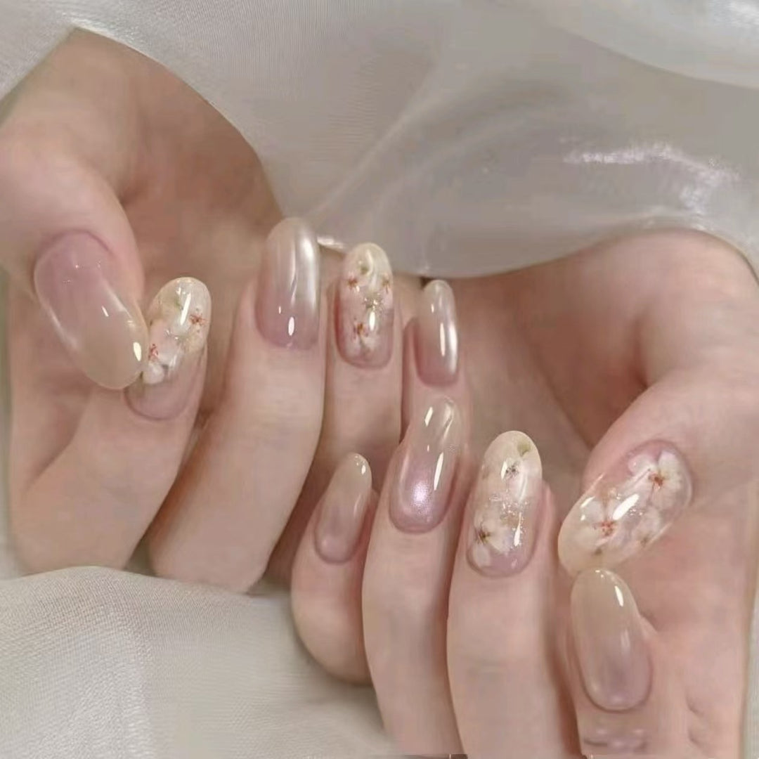 Stylish Press-On Nail Wraps Bowlift