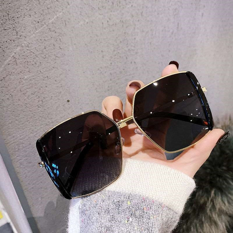 Women's trendy square sunglasses Bowlift