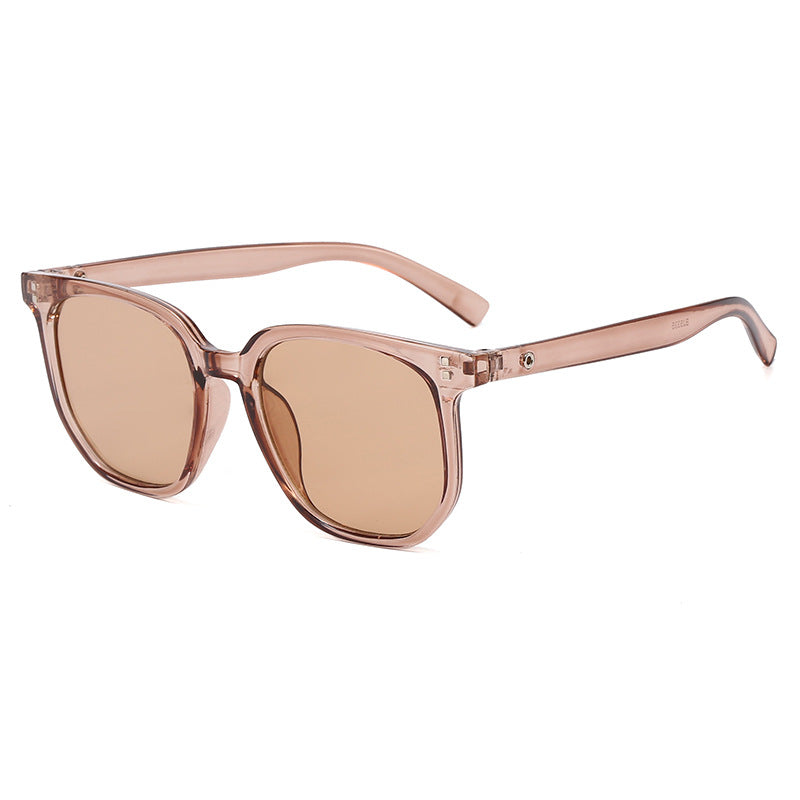 Ladies trendy square sunglasses with robust plastic frame Bowlift