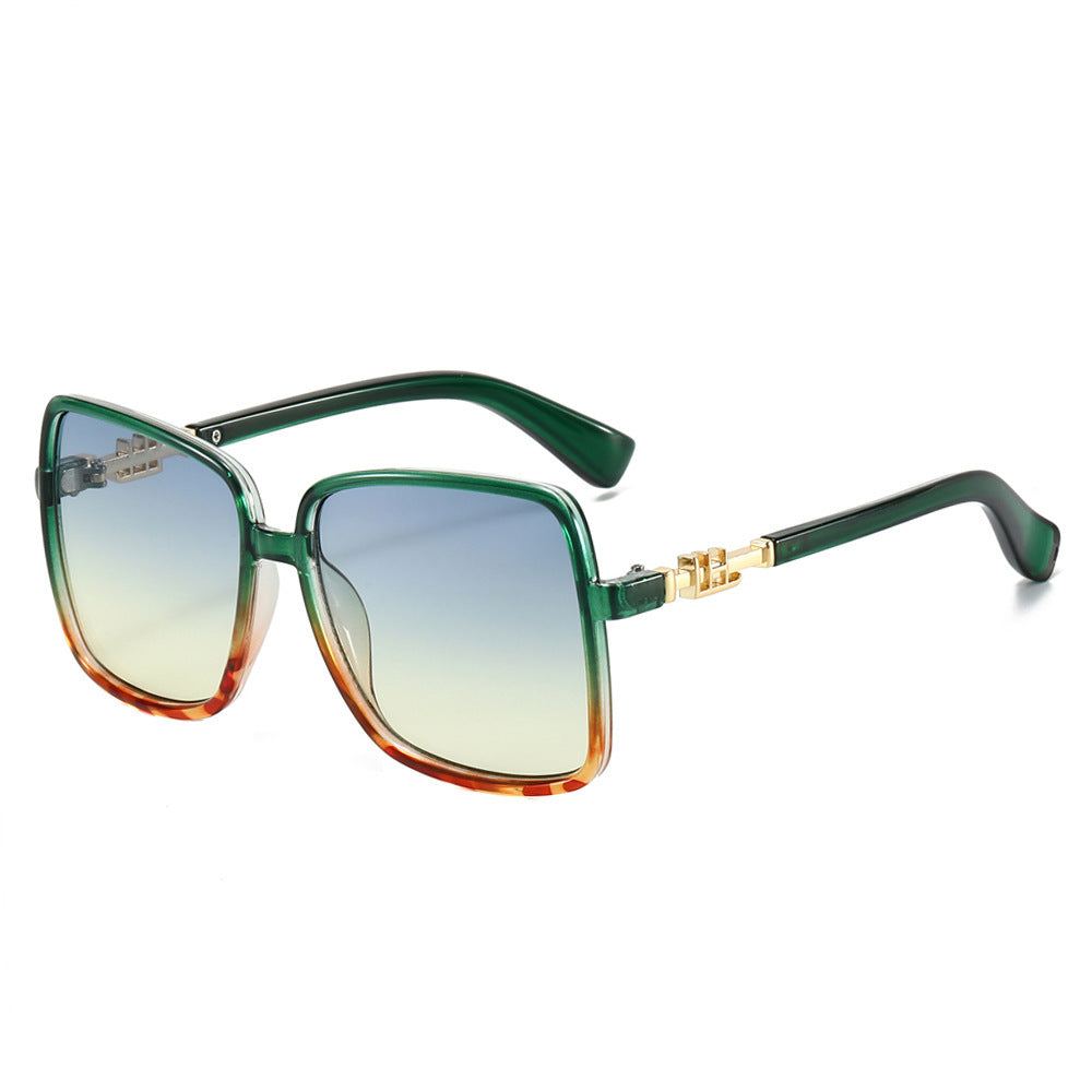 Ladies sunglasses with large frame and gradient Bowlift