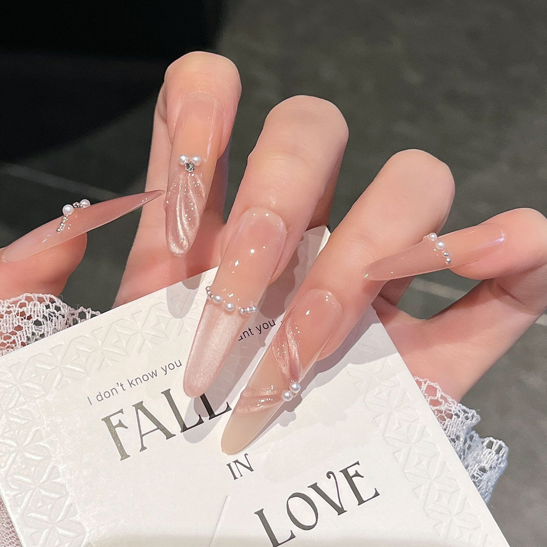 Elegant 3D Decorative Press-On Nail Extensions Bowlift