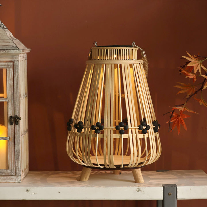 Decorative light source with natural rattan Bowlift