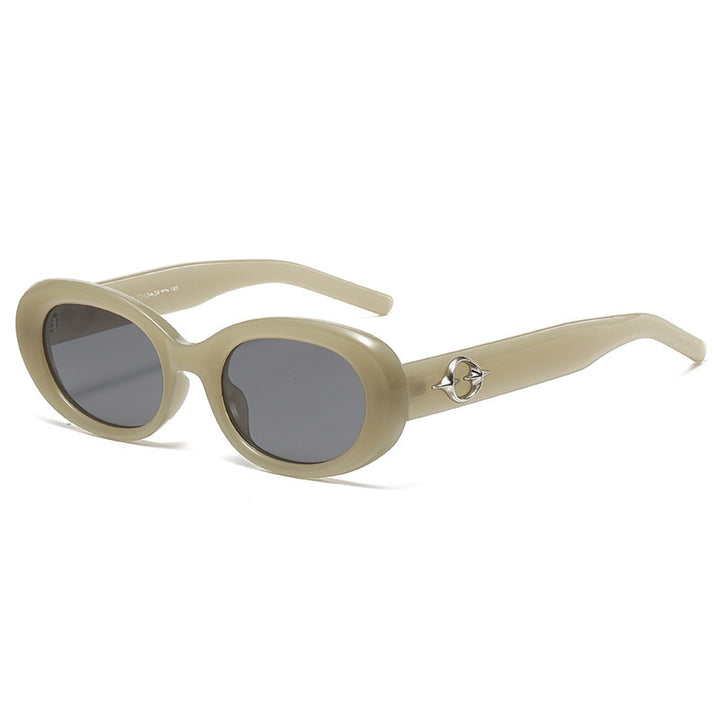 Retro-Inspired Oval Frame Sunglasses Bowlift