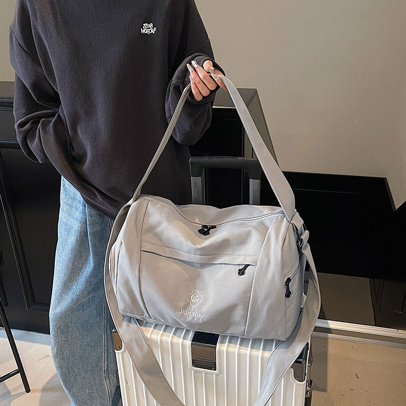 Modular Sports and Travel Bag Bowlift